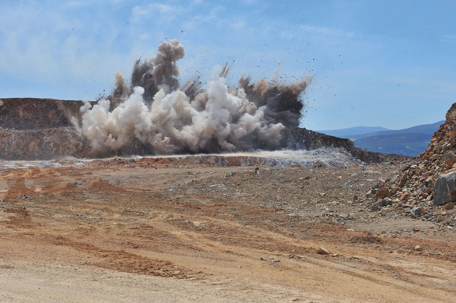 Blasting in Mining – Equipment Used